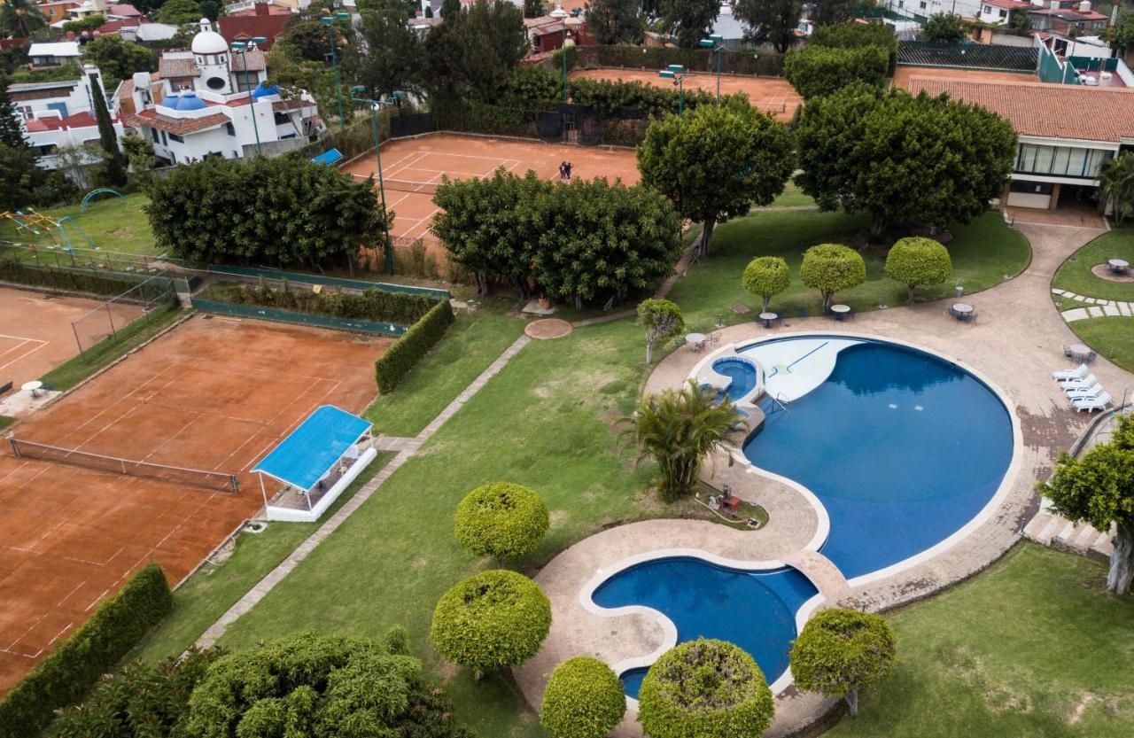 Villa Internacional Hotel & Club Cuernavaca Bagian luar foto